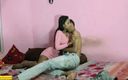 Indian Xshot: Desi village 18 år flickvän förspel sex! Desi ny het tjej knullar