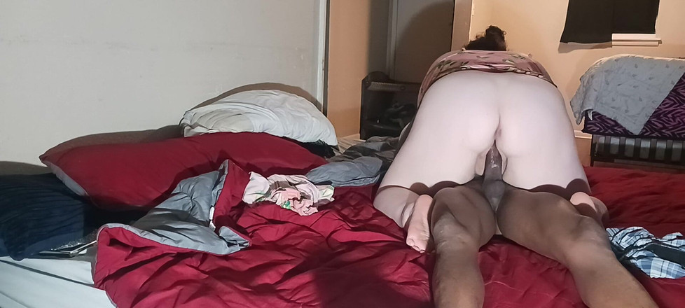 Sloppylynn: Nat hoofd en grote zwarte lul dit hoe u neukt