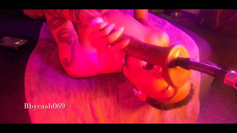 Bbycash 69: Dildo