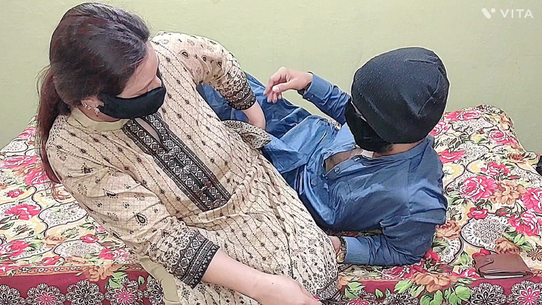Pakistani CoupleX: India caliente follada duro en cuatro