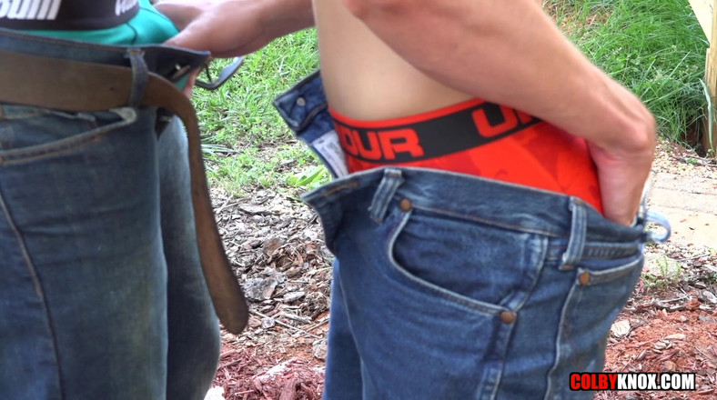 Colby Knox: Vypracuj jeho zadek