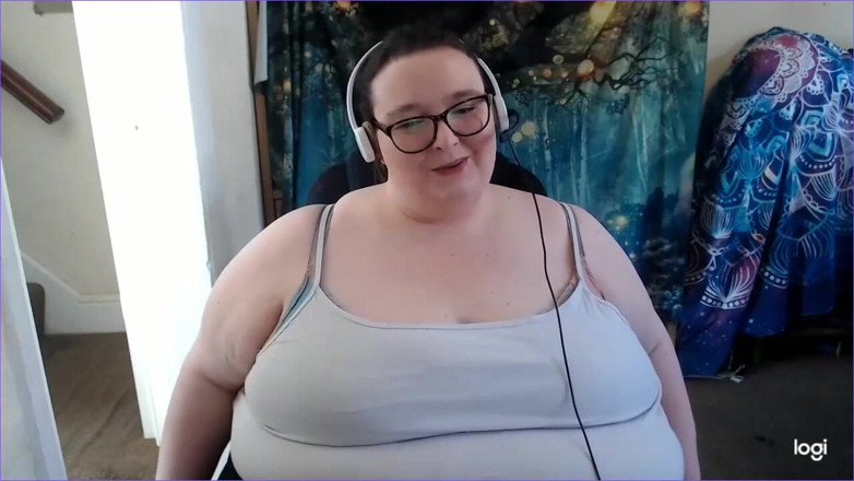SSBBWLadyBrads: More donuts please boss