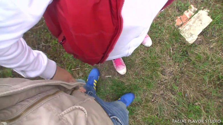 Facial flavor: Merokok dengan tudung