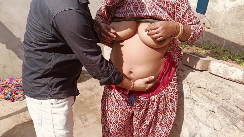 Yourgeeta8899: 今天我的继妹一个人在家，我吞下了她大奶子的乳汁，让她的屁股被狠操