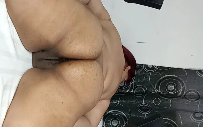 Miia Foxxy: Filling my girlfriend's ass with milk