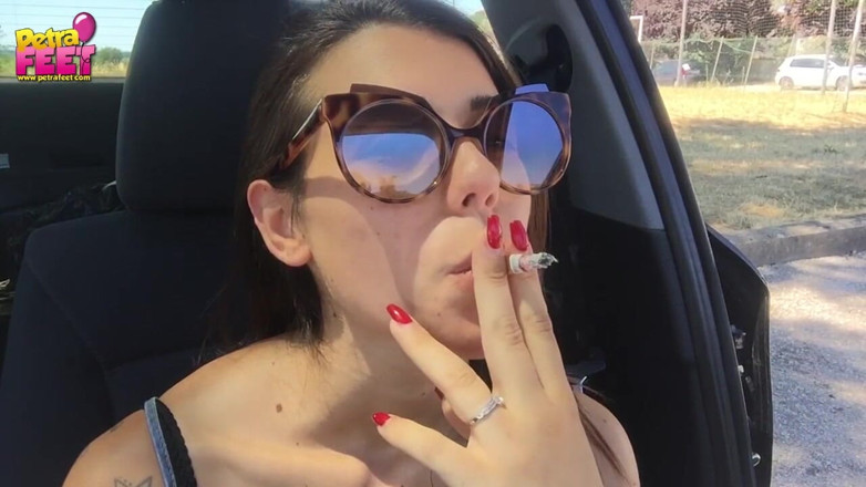 Smokin Fetish: Smoking in the car with stunning Italian babe