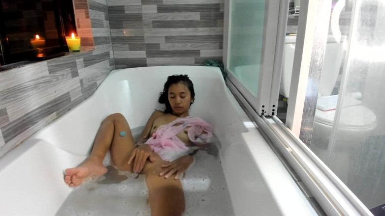 creamberryfairy: 40 minuter bubbelbad med mig