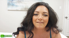 Lucky Luck XXX: Šťastná dívka Heavenly Xperience dává nejlepší foot job vůbec