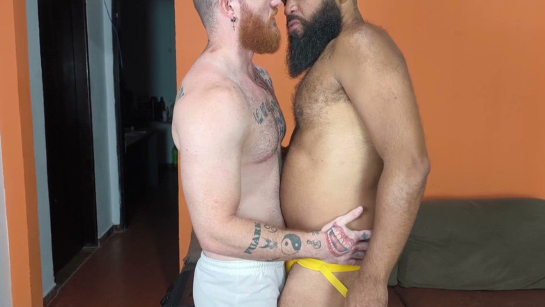 Tio Barbudo: Rencontre Délicieuse Avec Ce Mâle Parfait. Partie 1
