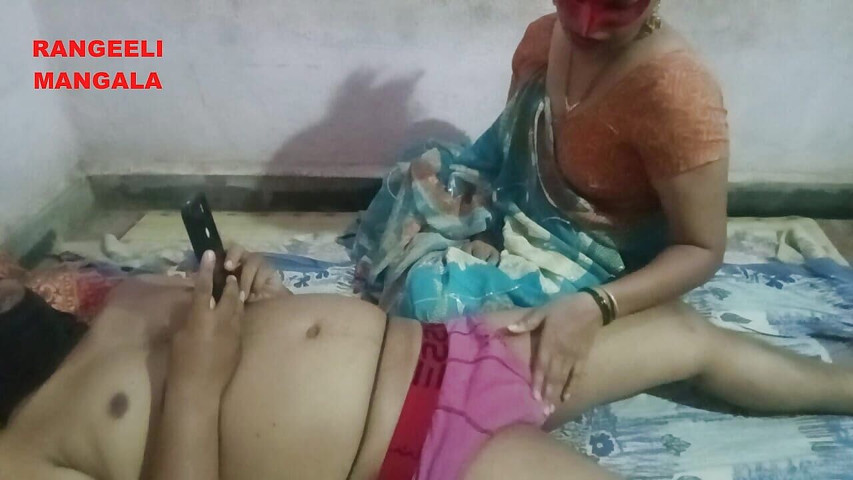 Dominating Desi Housewife (Rangeeli Mangala)