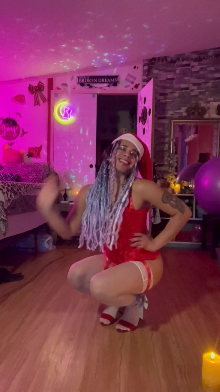 TSJade95: Moje boże Narodzenie byłeś niegrzeczny w tym roku