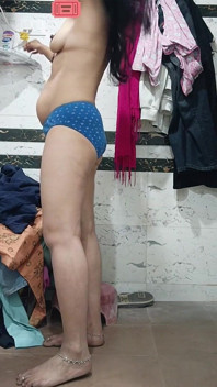 Priya Bhabi Morning Hot Big Ass Show