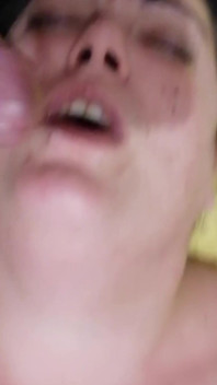Porra na minha cara. Chupita84