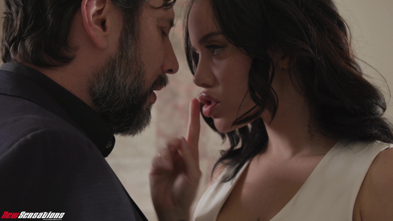 New Sensations: Il capo victoria june riempie la sua apertura in ufficio