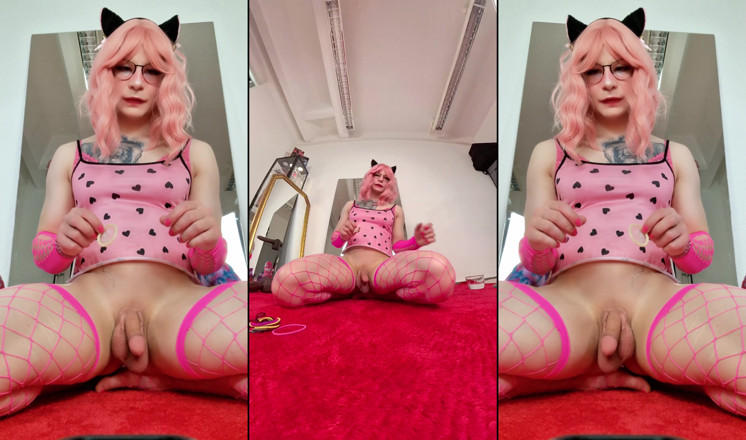 Sissy Adventures: Сіссі кітті Шанталь, солодка, частина 2 - великий член писяє в презерватив