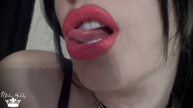 Goddess Misha Goldy: Hipnotizado Por Mis Labios Rosas Y Corrida ...
