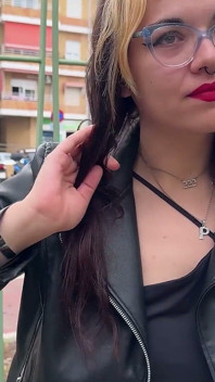 Złośliwy Amator Odkrywa Wielkiego Kutasa. Red Diamond Ujrze Światło Dzienne Na Pepeporn