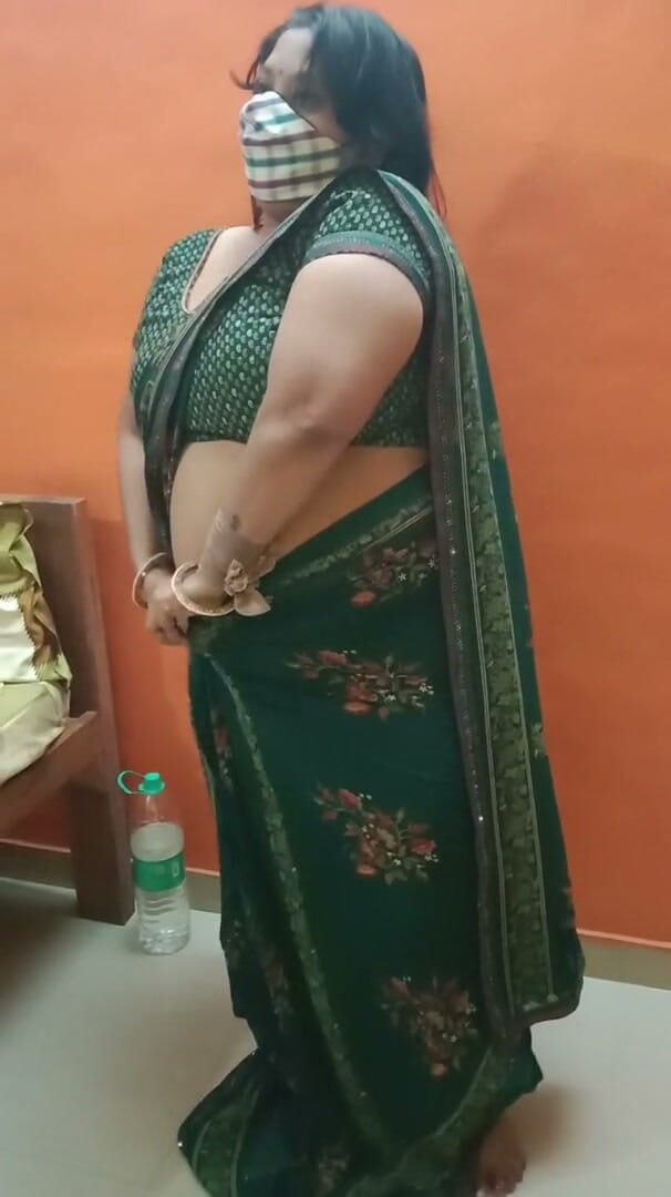 unwelcomeland: Deshi Gand Deshi Bur Deshi Chut Deshi Bhosada