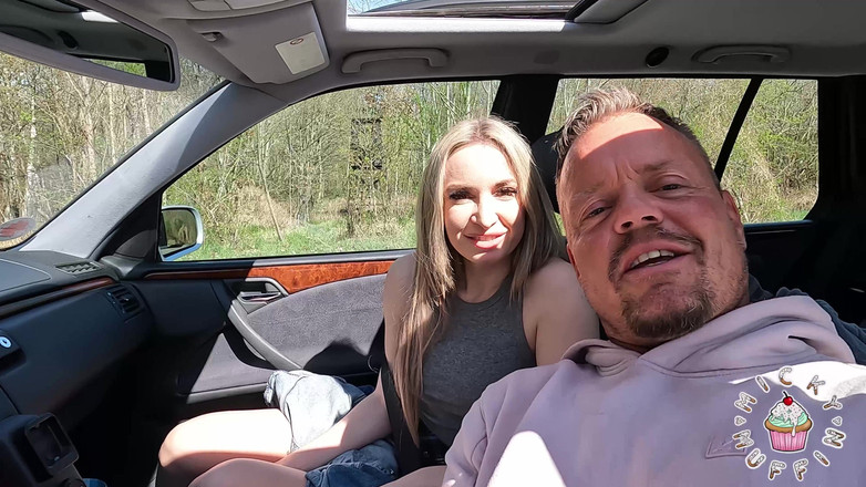 Micky Muffin Studio: Vagabunda no estacionamento, minha primeira foda no carro