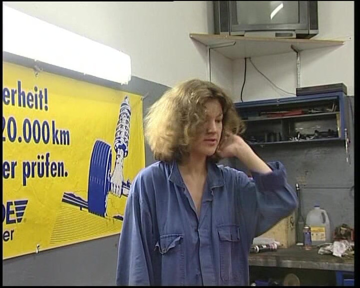 Under German Roofs: Pelacur Jerman miang mempunyai pepek basah dan mahu dikongkek keras...