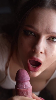 I Convinced Her to Try an Anal Plug Now She Doesn't Want to Fuck Without Her