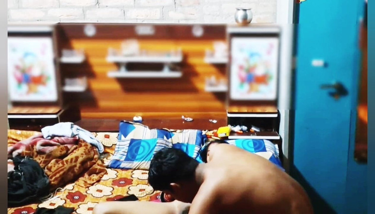 House stage: Velké šukání desi páru