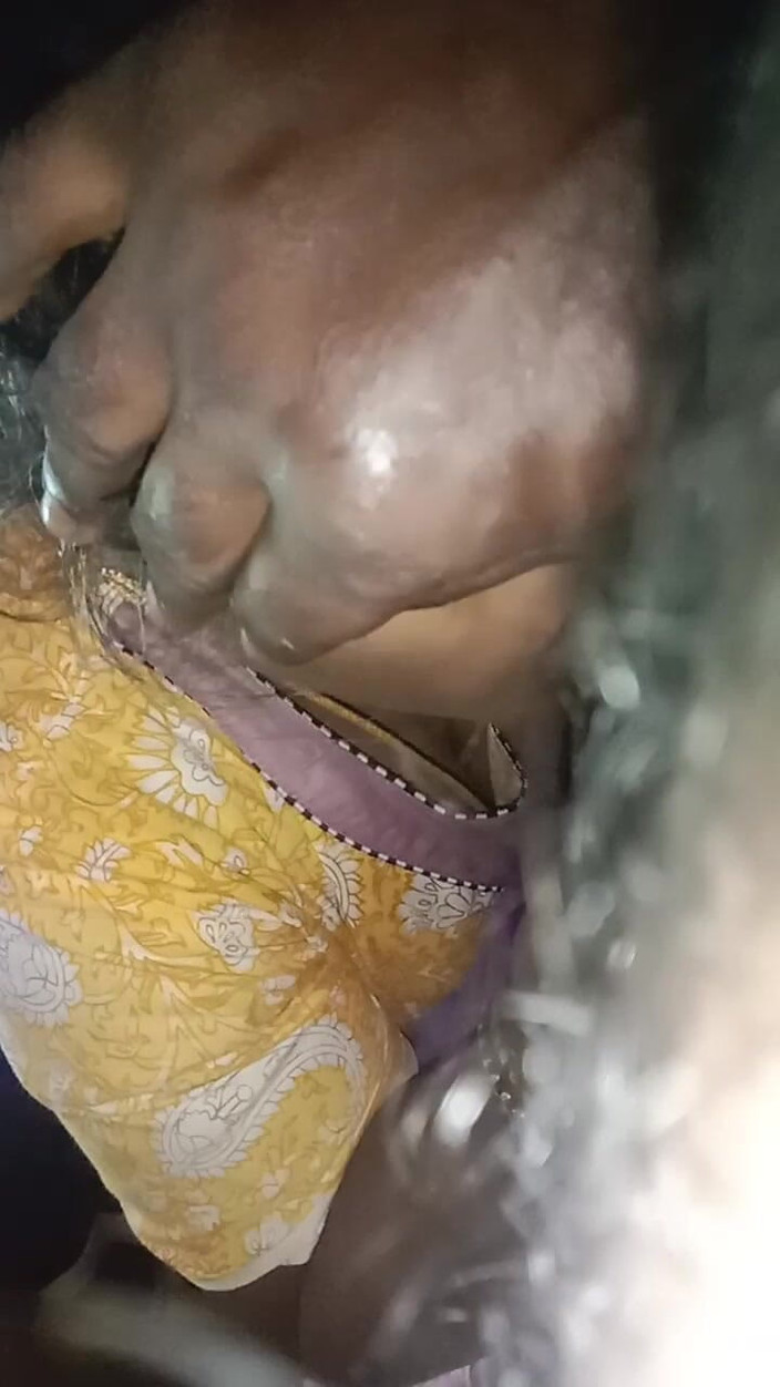 Tamil Anti Uma: Min Svåger Tog Min Kuk, Sugade Den, Visade Mig Bergen...