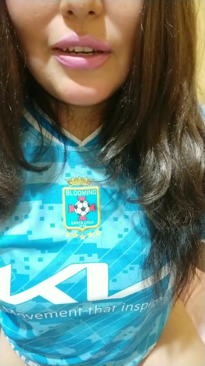 Carla Villalobos: अपने दोस्त के साथ पब्लिक बाथरूम में मैंने जो किया उसे कबूल किया