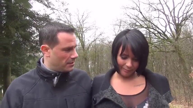 German amateur - 100% German hardcore videos: Morena milf é fodida na floresta