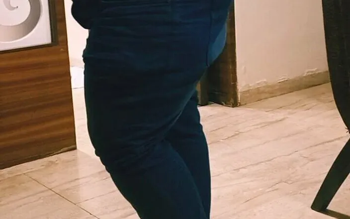 SameerPhunk: Indian BBW Girlfriend Striping Before Going to Bath