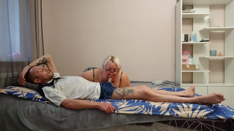 Zona901: Oral seksten üvey anneye ağzına boşalıyor