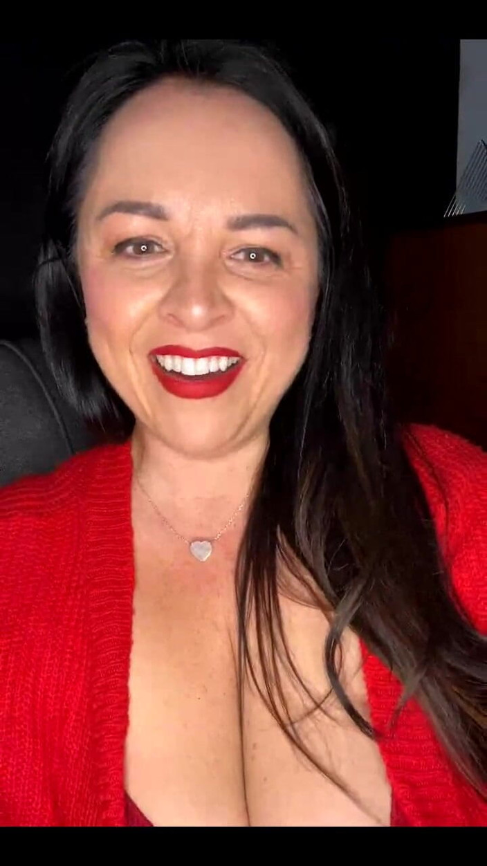 Amanda Thickk:  Потік Amanda Thickk