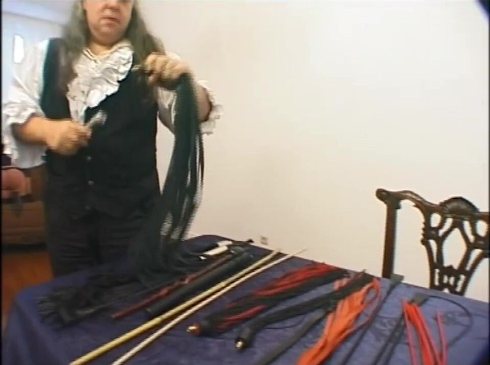 Absolute BDSM films - The original: Велике шмагання принижує