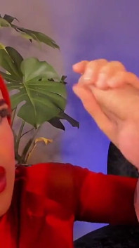 Un Homme Hétérosexuel Se Fait Sucer Pour La Première Fois Par Un Travesti