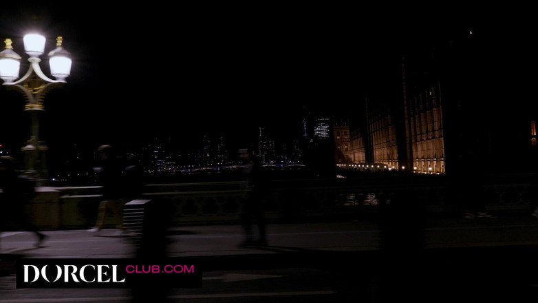Dorcel Club: Об'їзд Рікі призводить до Candee Licious