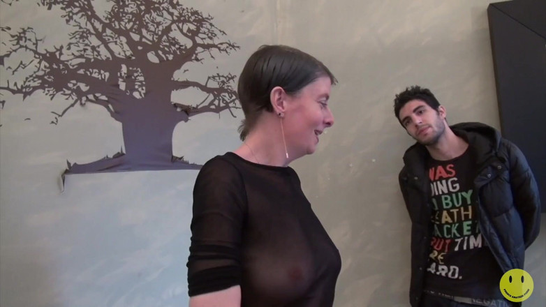 French Amateur Porn: chhote nanga naach men Sylvie