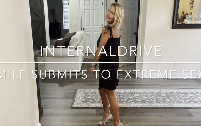 Internal drive: MILF se podrobuje extrémnímu sexu