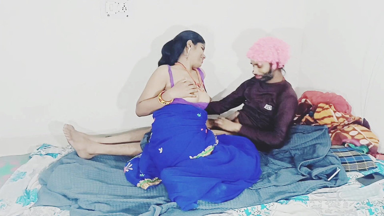 Vija: Videoclip sexual cu fratele vitreg indian desi