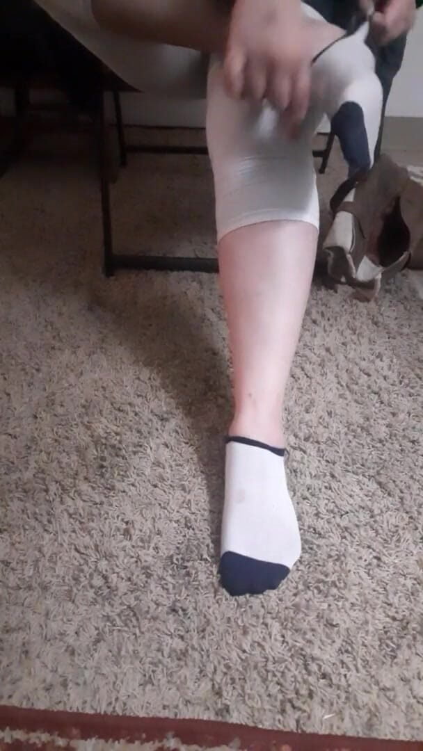 BettyBoomm: Geh unter meine stiefel