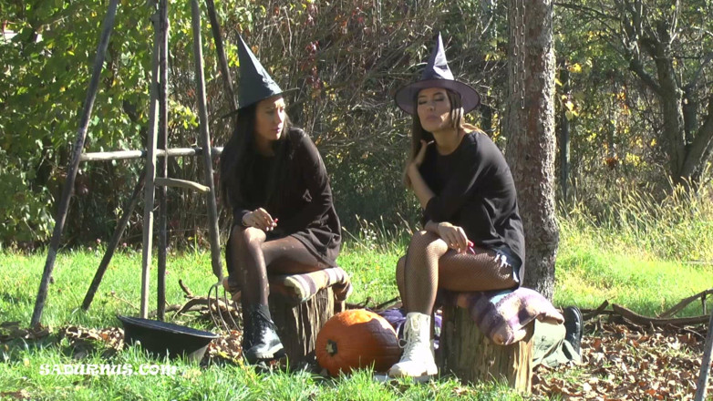 Sadurnus: Buon Halloween! Sputa in Faccia a Zucca