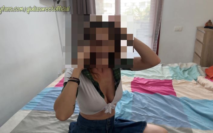 Giulia Sweet: मैं अपने पति से फोन पर बात करते हुए आईटी आदमी को चोदती हूं