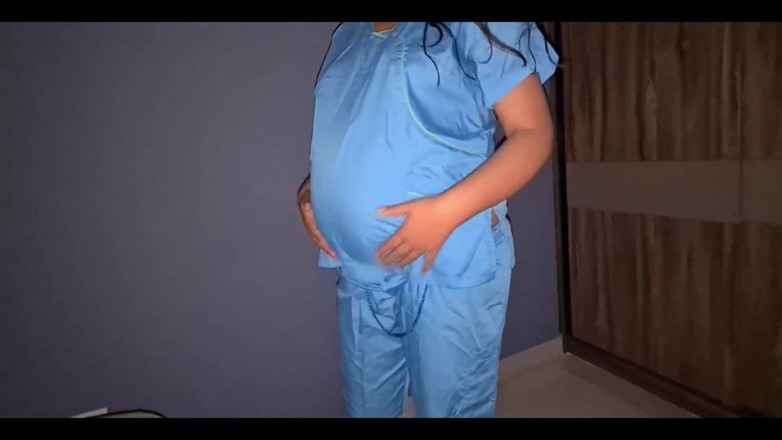 Anny Kitty: L'infermiera messicana incinta è ancora molto calda e vuole che chiunque...