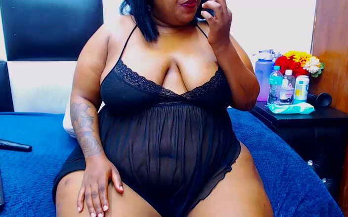 Big black clapping booties: Jack off to My Monstrous BBW Ass, Episode 1037