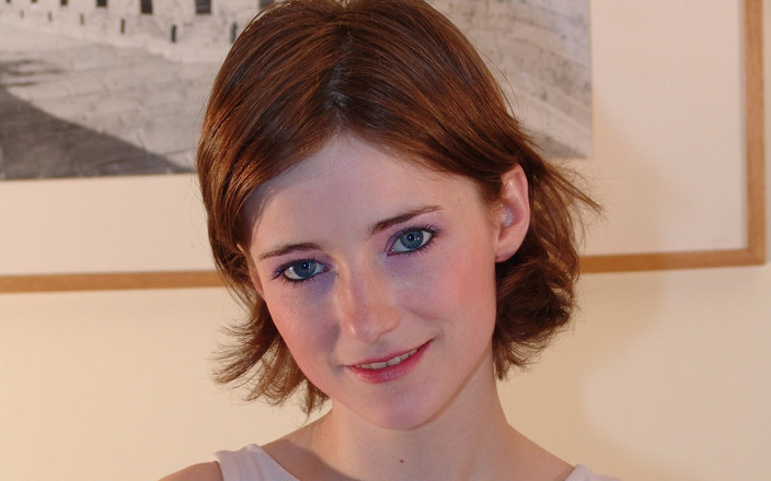 AproductionA: Vicky blowjob pancutan muka kencing muka