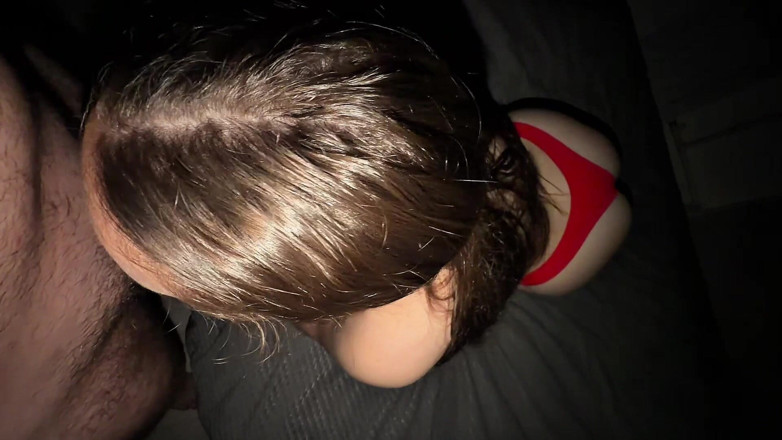 Sinner Girl: Si jalang pantat tebal membenarkan dia menggunakannya sepanjang malam