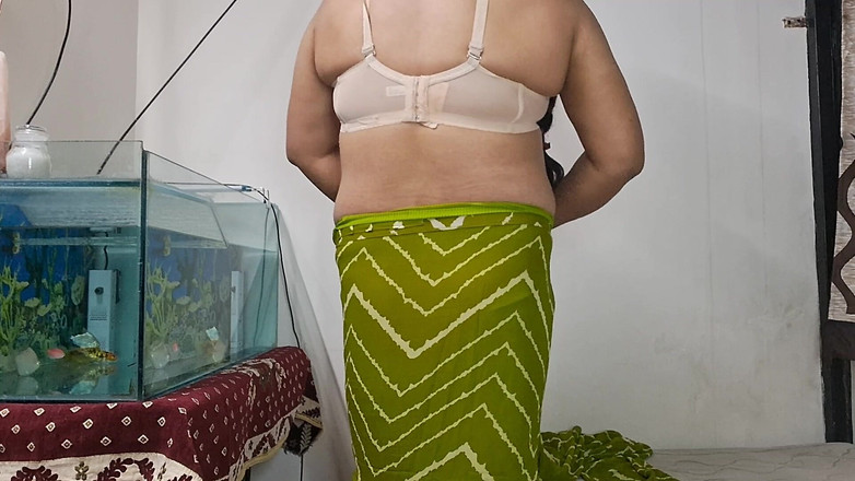 Indiansissychubby: アガ・バイ・ハッラ・マチャイエはサブクリブをコラボしてシェアする