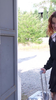 Brand New Girl on Casting! This Young Girl Wants to Be a Pornstar!