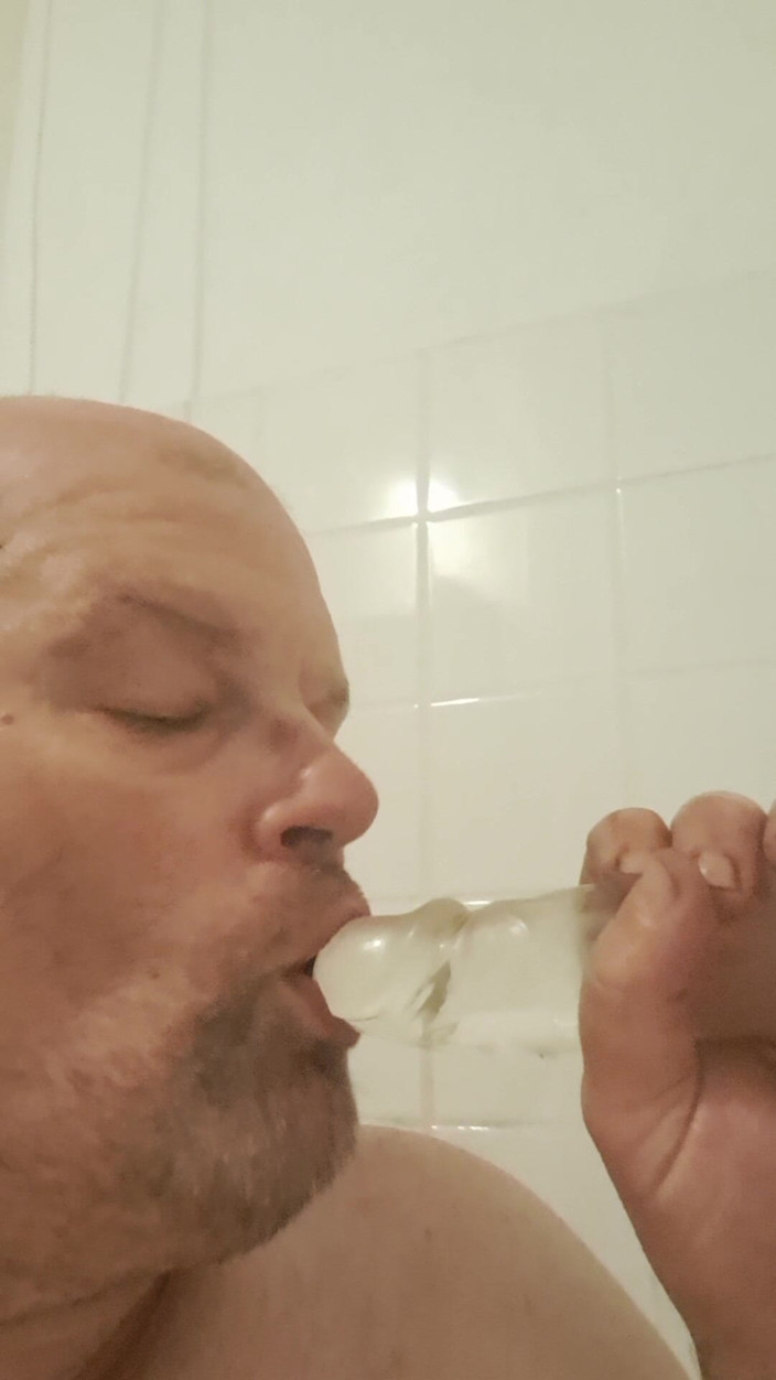 Fickspecht: Mai întâi, suptul și deepthorat.