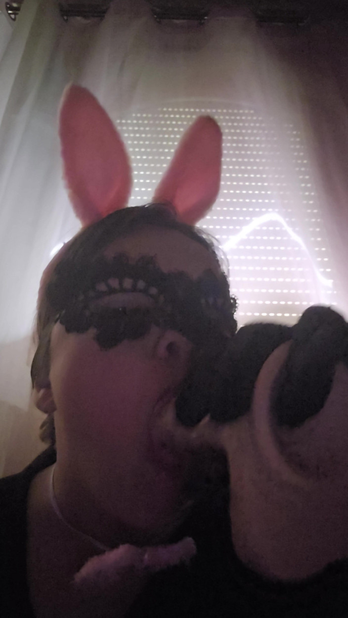 Sexybutterfly123: Oral, Masturbation, Dildo