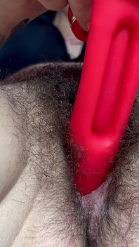 맙소사, 젖은 채 아침에 일어나서 자위하는 것이 얼마나 좋은지